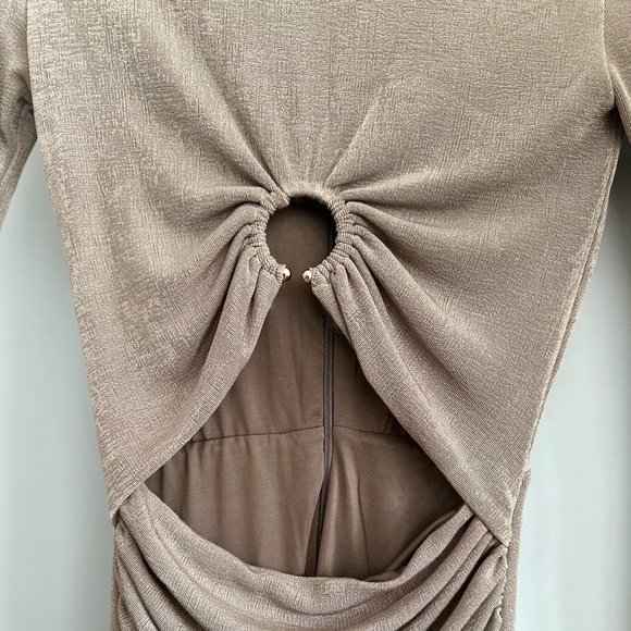 Misha Ambrette Midi Dress - Picture 6 of 10